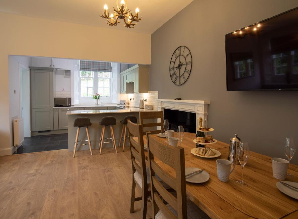 Laundry Cottage: Drumlanrig Castle Торнхил Екстериор снимка