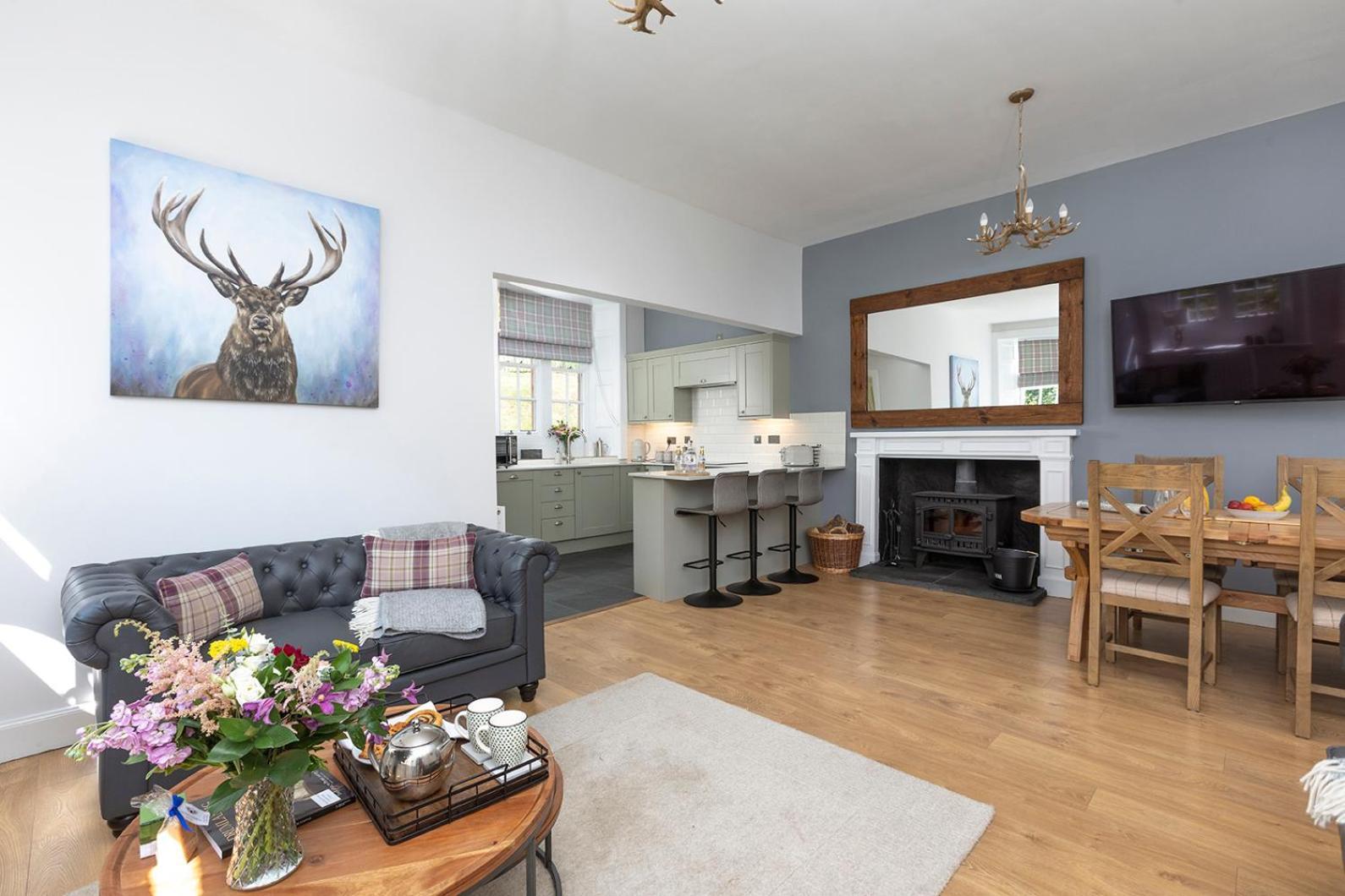 Laundry Cottage: Drumlanrig Castle Торнхил Екстериор снимка