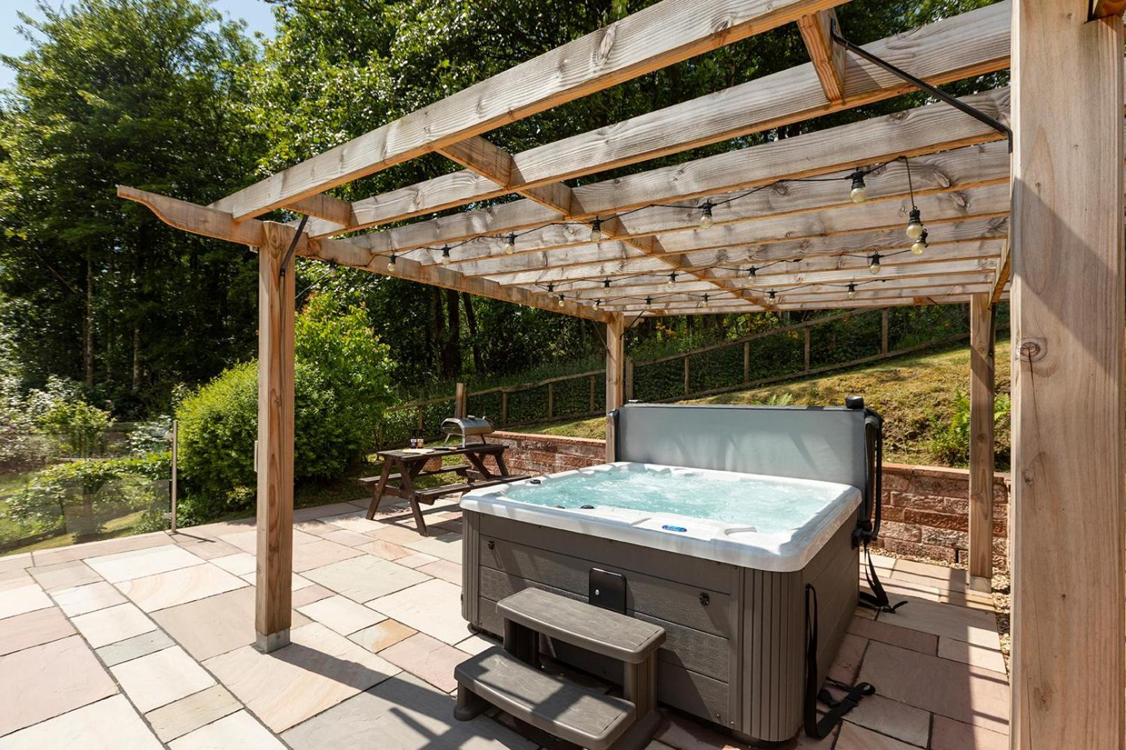 Laundry Cottage: Drumlanrig Castle Торнхил Екстериор снимка